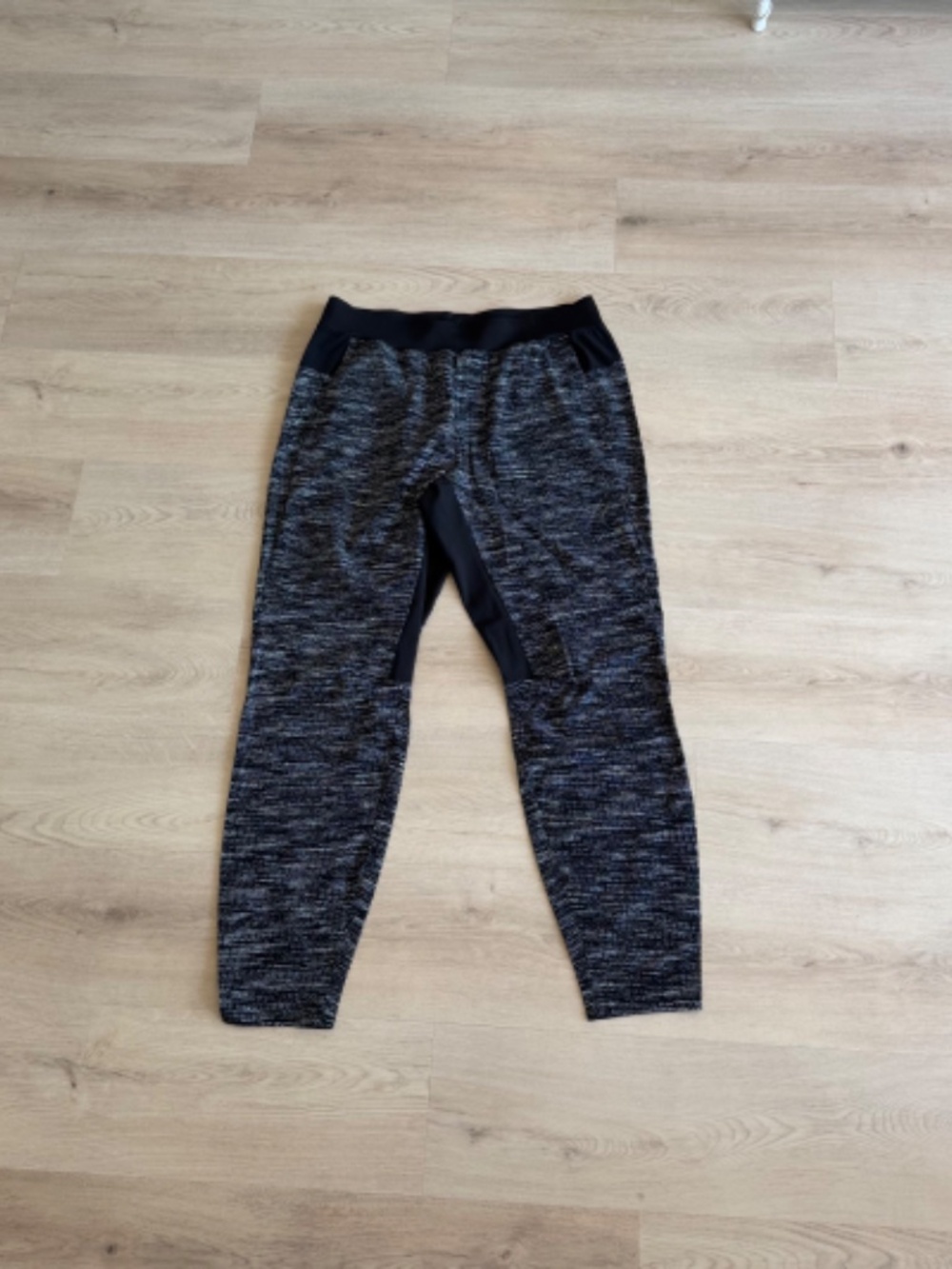 Lululemon Men's In Mind Pant LARGE